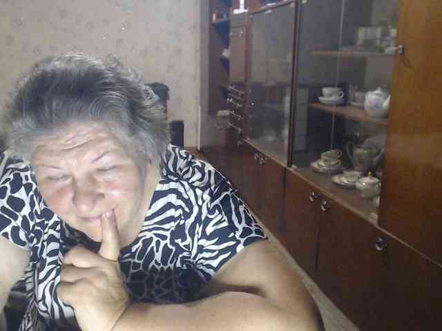SweetSugar77 live female cam on bongacams