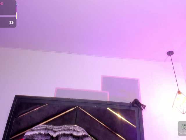 AprilJhonnes live cam on BongaCams