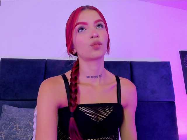 AprilJhonnes live cam on BongaCams