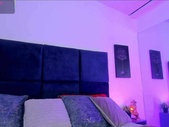 AprilJhonnes live cam on BongaCams