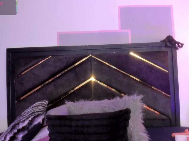 AprilJhonnes live cam on BongaCams