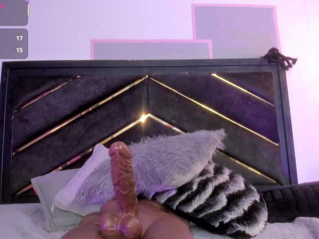 AprilJhonnes live cam on BongaCams