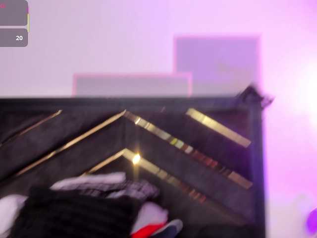 AprilJhonnes live cam on BongaCams