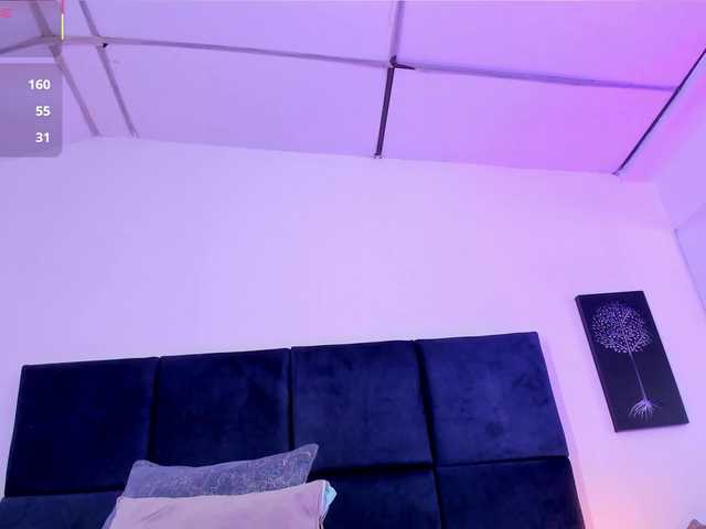 AprilJhonnes live cam on BongaCams