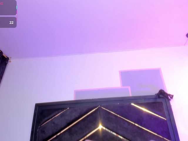 AprilJhonnes live cam on BongaCams