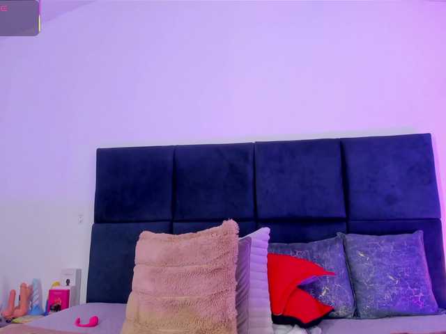 AprilJhonnes live cam on BongaCams