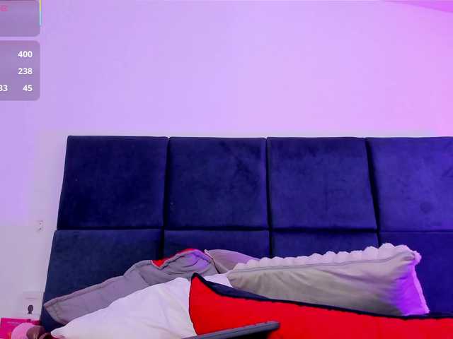 AprilJhonnes live cam on BongaCams