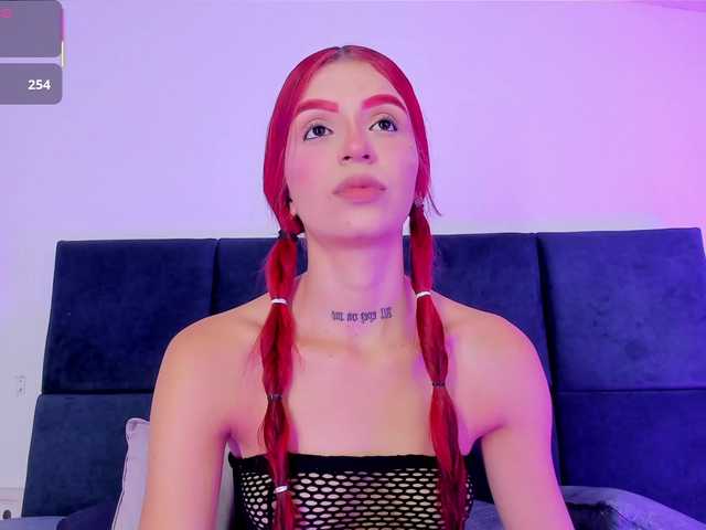 AprilJhonnes live cam on BongaCams