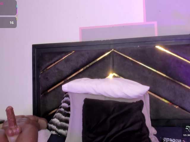 AprilJhonnes live cam on BongaCams