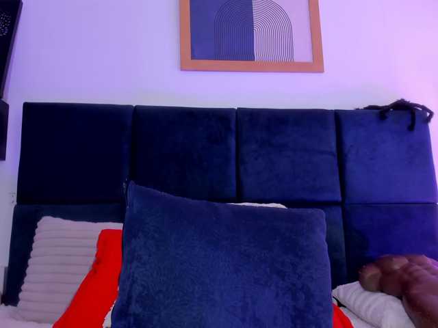 AprilJhonnes live cam on BongaCams