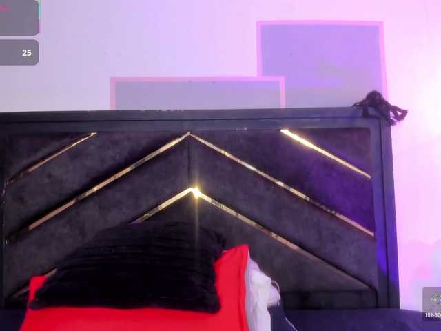 AprilJhonnes live cam on BongaCams