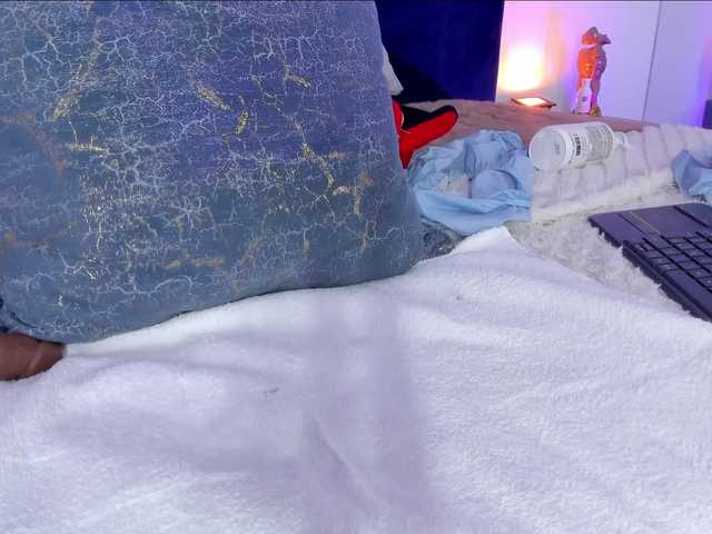 AprilJhonnes