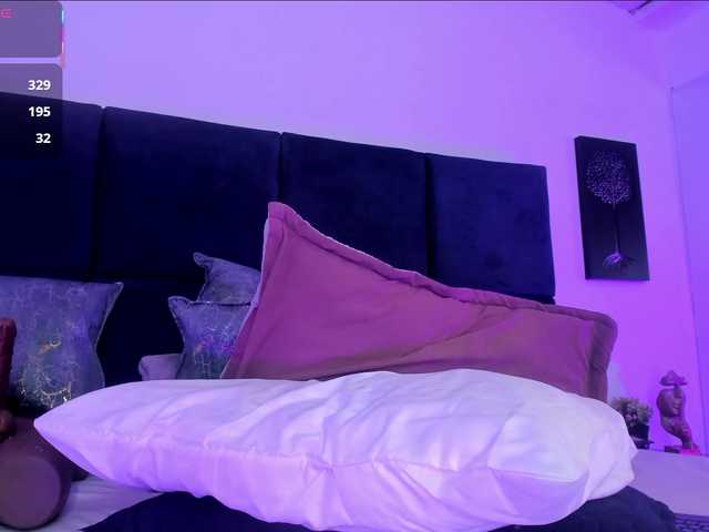 AprilJhonnes live cam on BongaCams