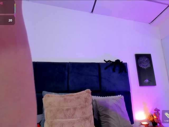 AprilJhonnes live cam on BongaCams