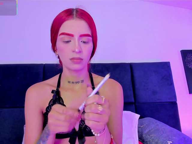 AprilJhonnes live cam on BongaCams