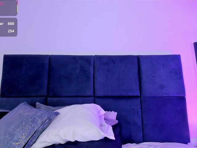 AprilJhonnes live cam on BongaCams