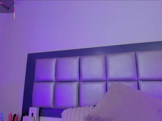AprilJhonnes live cam on BongaCams