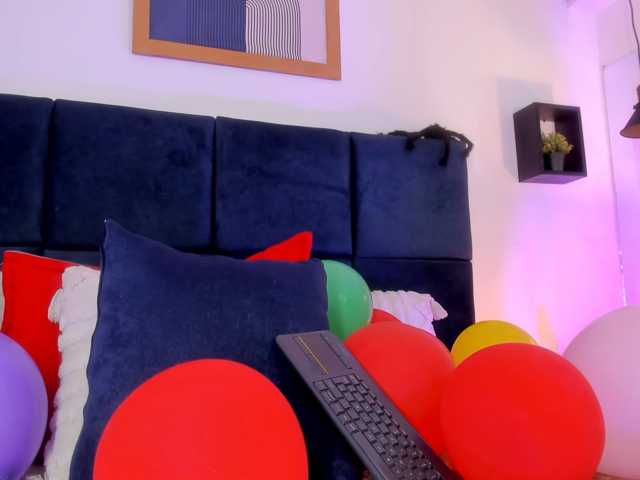 AprilJhonnes live cam on BongaCams