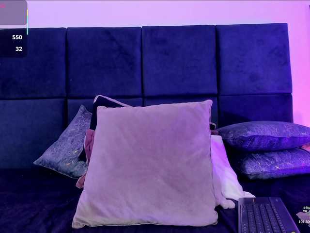 AprilJhonnes live cam on BongaCams