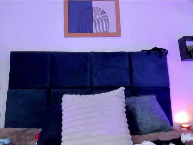 AprilJhonnes live cam on BongaCams