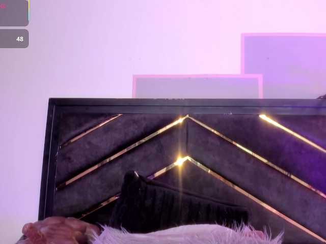 AprilJhonnes live cam on BongaCams