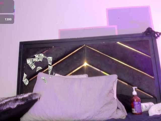 AprilJhonnes live cam on BongaCams