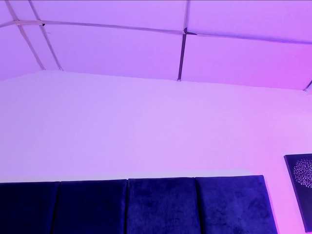 AprilJhonnes live cam on UnifiedCams