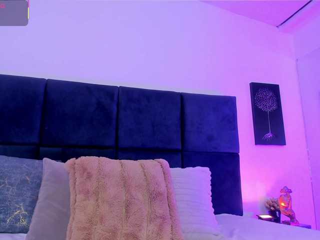 AprilJhonnes live cam on BongaCams