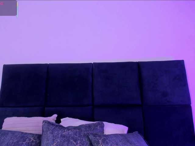 AprilJhonnes live cam on UnifiedCams