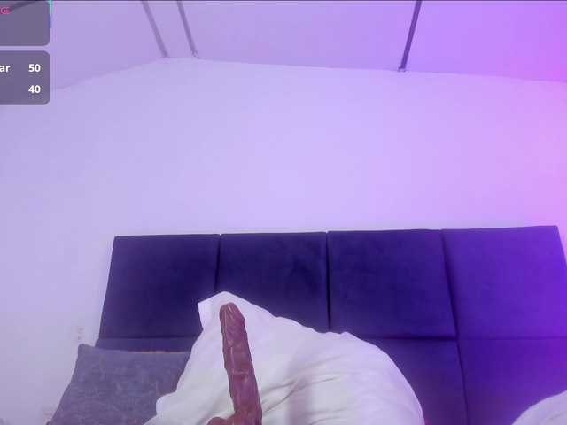 AprilJhonnes live cam on BongaCams