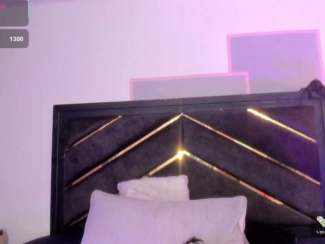 AprilJhonnes live cam on BongaCams