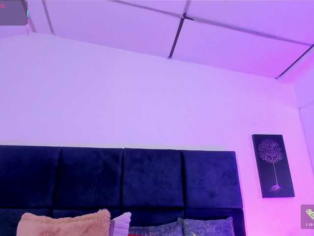 AprilJhonnes live cam on BongaCams