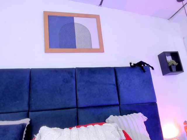 AprilJhonnes live cam on BongaCams