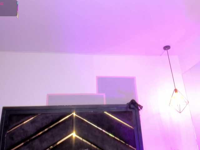 AprilJhonnes live cam on BongaCams