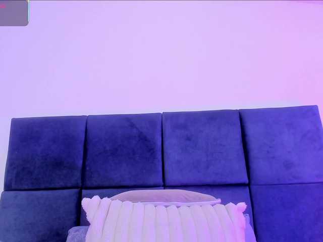 AprilJhonnes live cam on BongaCams