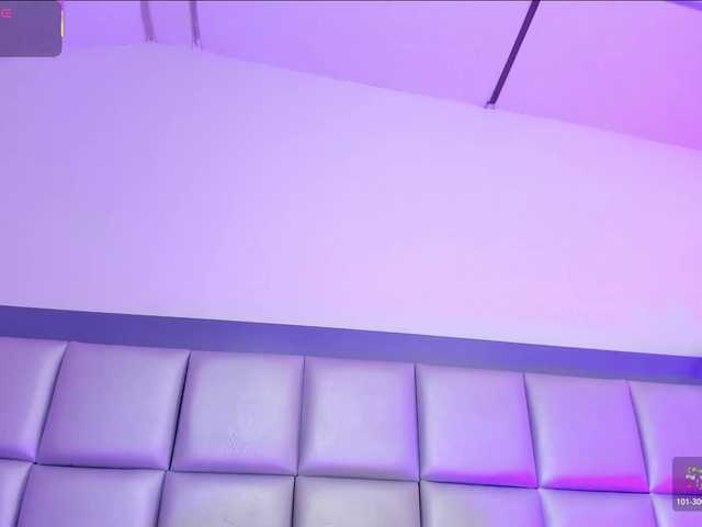 AprilJhonnes live cam on BongaCams