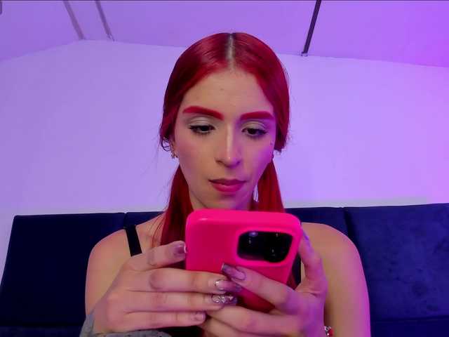 AprilJhonnes live cam on BongaCams