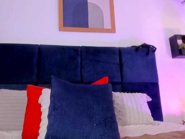AprilJhonnes live cam on BongaCams