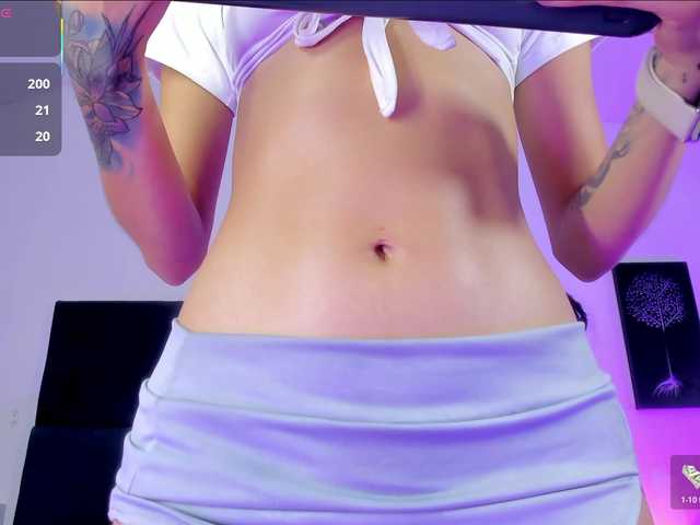AprilJhonnes live cam on BongaCams