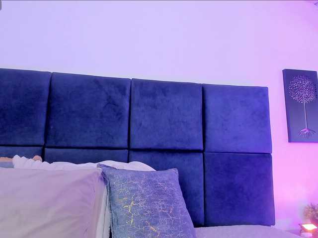 AprilJhonnes live cam on BongaCams