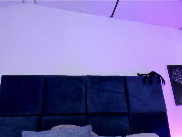 AprilJhonnes live cam on BongaCams