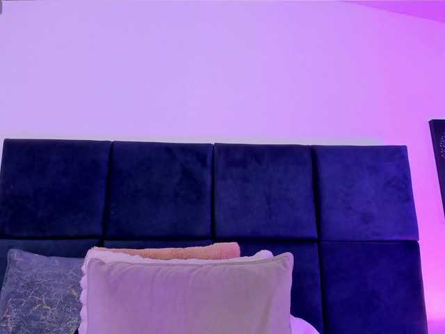 AprilJhonnes live cam on BongaCams