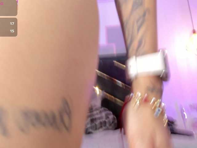 AprilJhonnes live cam on BongaCams
