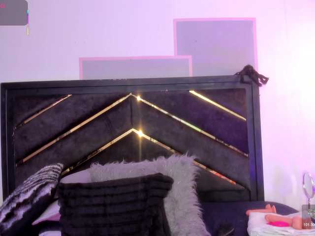 AprilJhonnes live cam on BongaCams