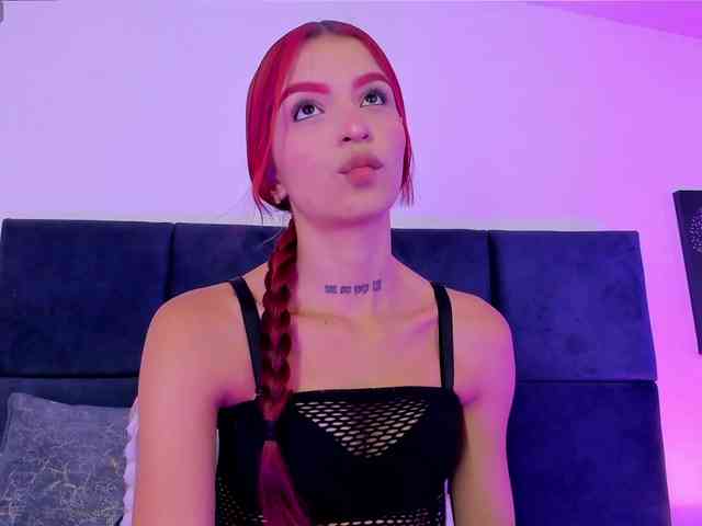 AprilJhonnes Live Webcam on BongaCams