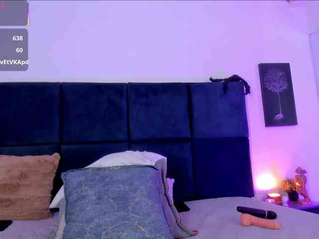 AprilJhonnes webcam