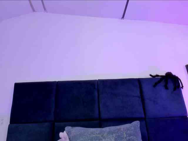 AprilJhonnes AprilJhonnes