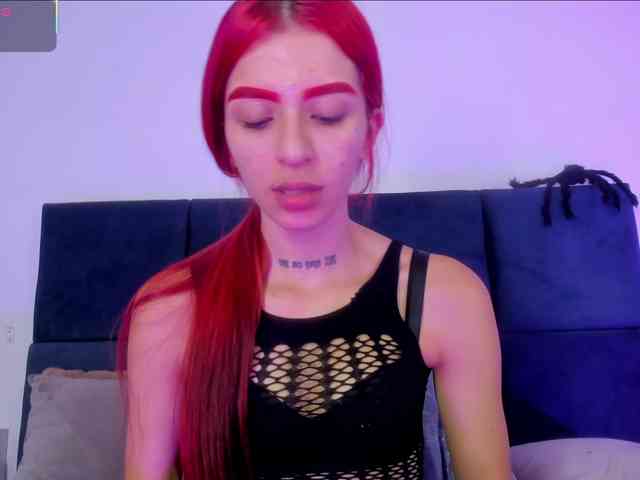 AprilJhonnes webcam