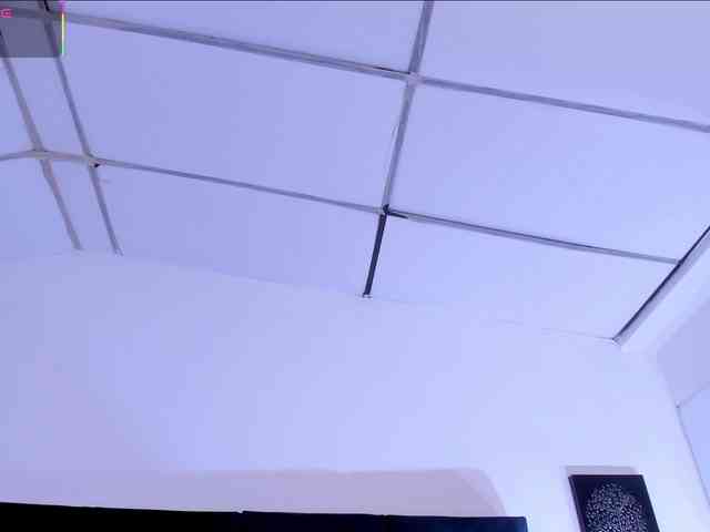 AprilJhonnes webcam
