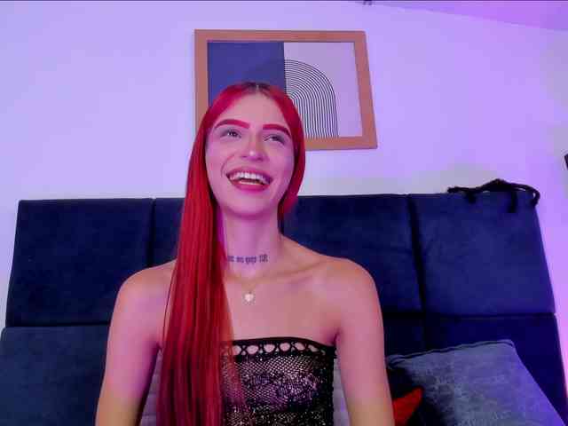 AprilJhonnes webcam
